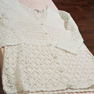 Liz Claiborne Ivory Crochet Sweater